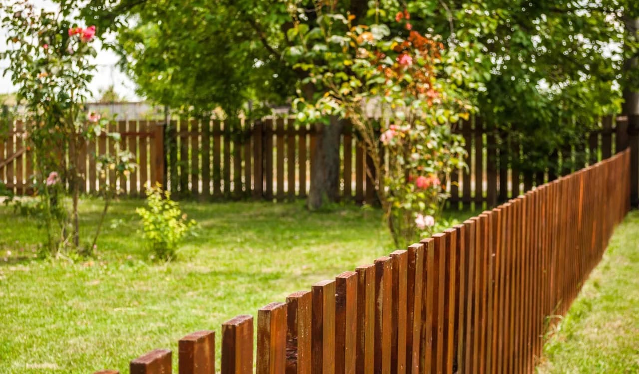 fence repair and replacement service card