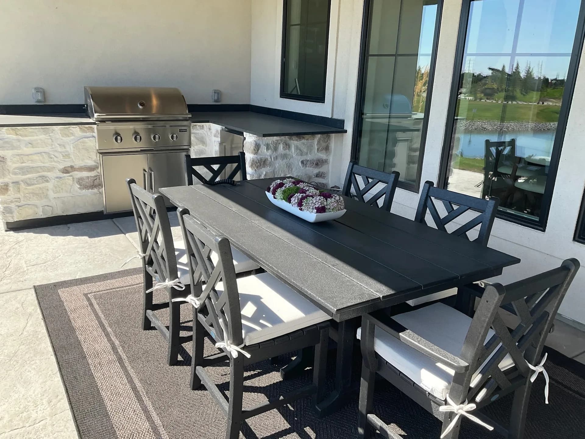 outdoor kitchen dining patio stamped concrete hardscape design