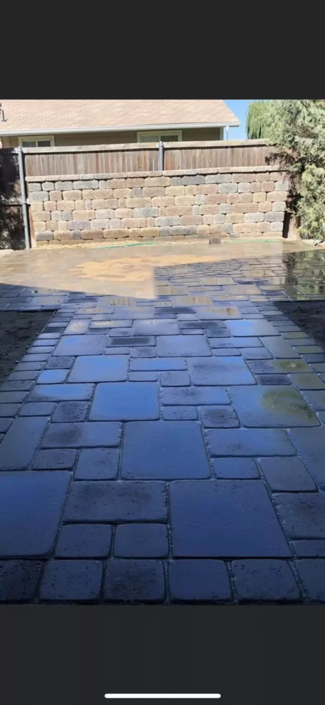 208-specialties-landscaping-hardscaping-project-boise-idaho-paver-patio-with-stone-privacy-wall-photo-1-68599d995a05f